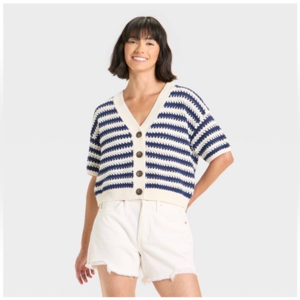 NWT Universal Thread Short Sleeve Cropped Knit Cardigan Sweater Blue White Sz M